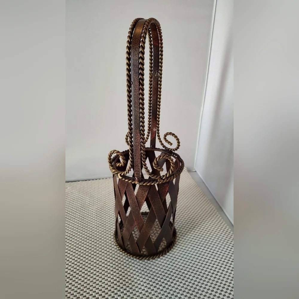 Decor Bottle Holder Basket